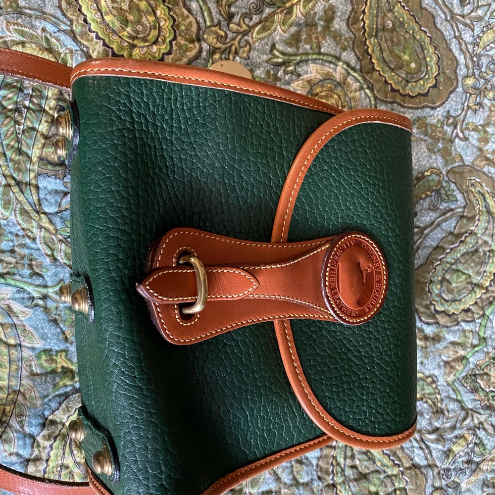 Dooney and bourke small crossbody